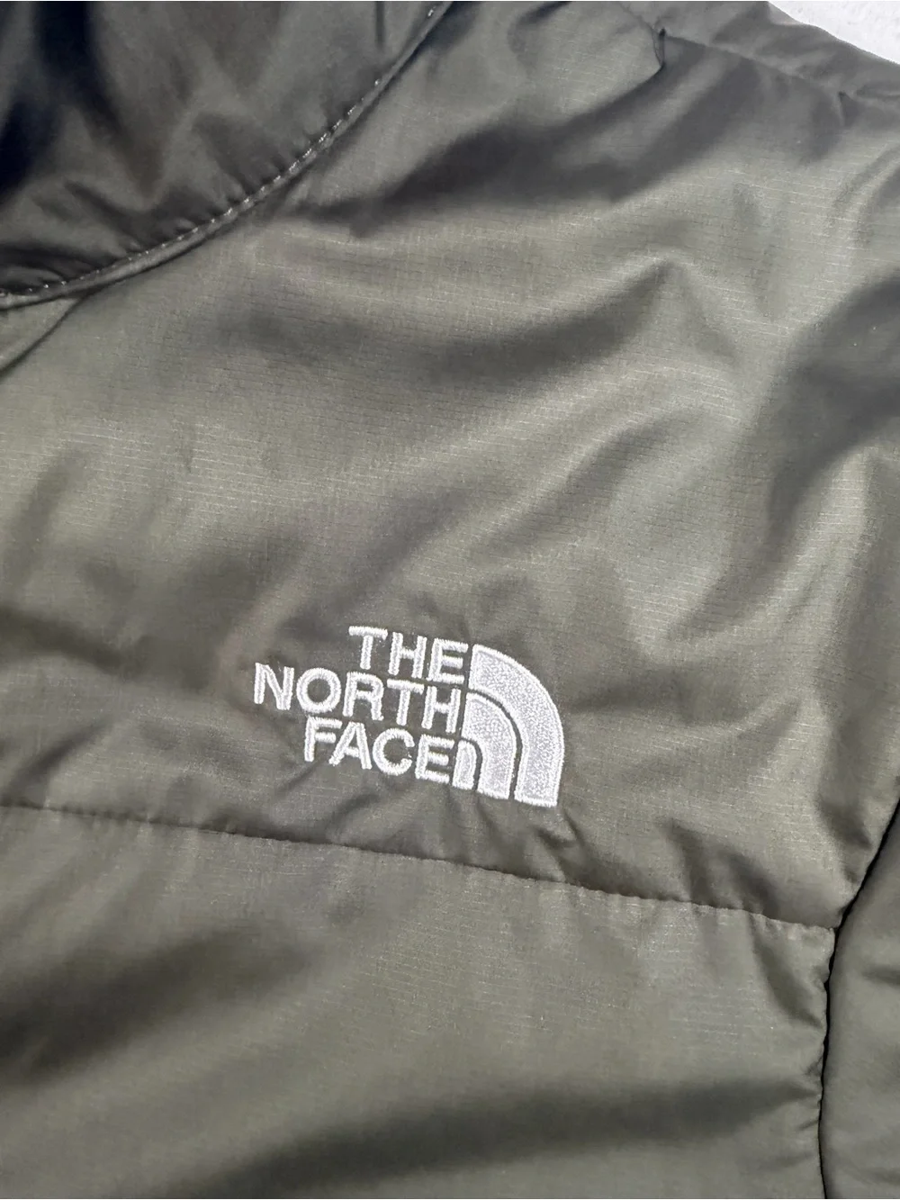 The North Face Men's Green Puffer Jacket Full Zip Pockets Stand-Up Collar M